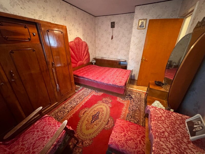 Berceni, Straduintei.